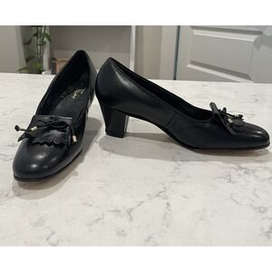 Vintage FSP  MUSEBECK Women's Black‎ Mary Jane Pumps Size 7 USA